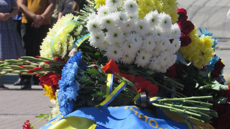 Попрощалися з трьома захисниками на Чернігівщині — Олександром Герасименком, Сергієм Солов'єм та Віталієм Калеником