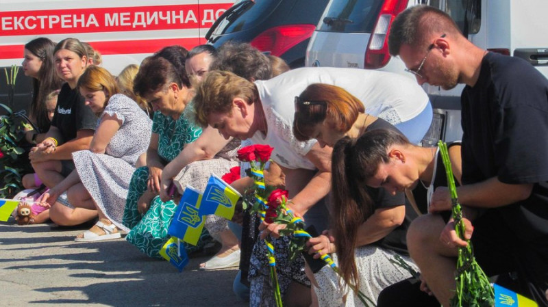 На Чернігівщині попрощалися з захисниками Сергієм Прокопчуком та Миколою Гавришем