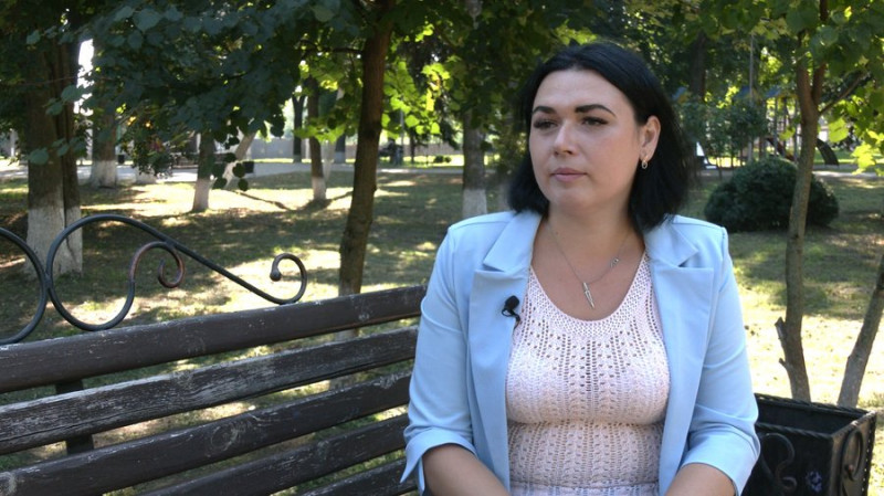"Мене цькують на роботі": секретарка судових засідань на Чернігівщині заявила про мобінг. Що про це каже її керівництво
