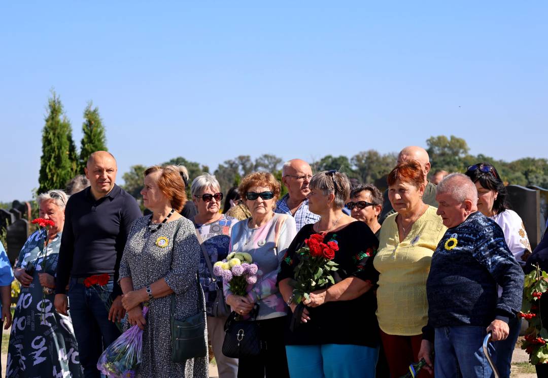 Чернігів віддав шану полеглим воїнам у День пам’яті захисників України