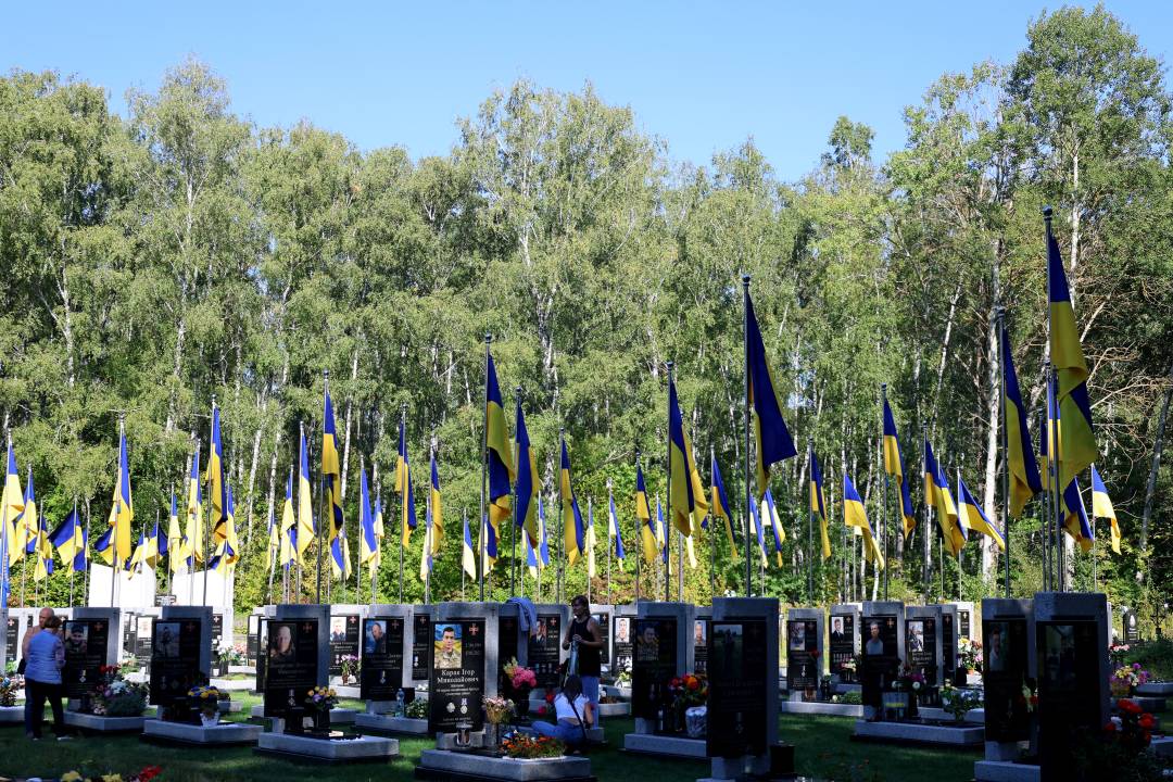 Чернігів віддав шану полеглим воїнам у День пам’яті захисників України