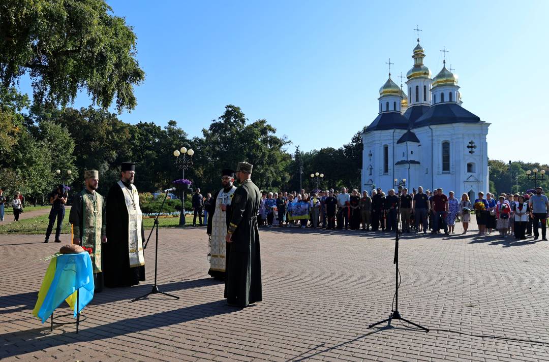 Чернігів віддав шану полеглим воїнам у День пам’яті захисників України