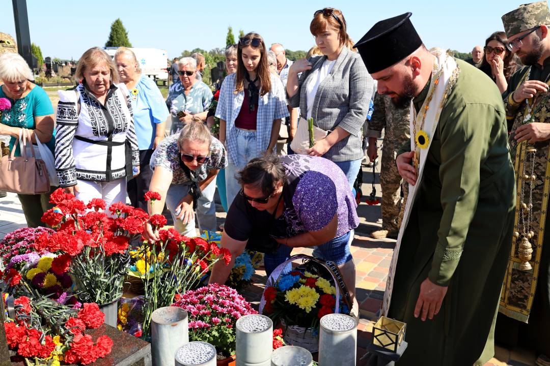 Чернігів віддав шану полеглим воїнам у День пам’яті захисників України