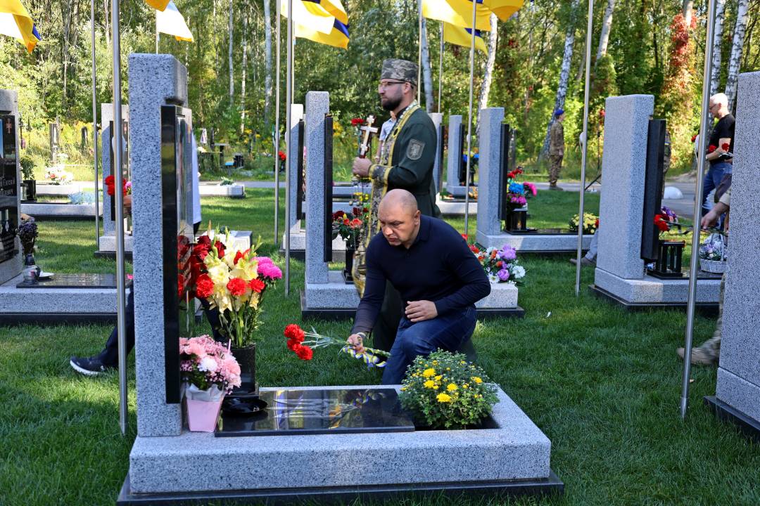 Чернігів віддав шану полеглим воїнам у День пам’яті захисників України