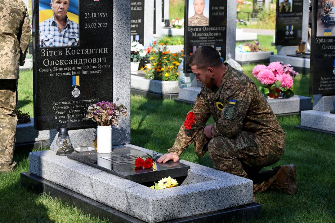 Чернігів віддав шану полеглим воїнам у День пам’яті захисників України