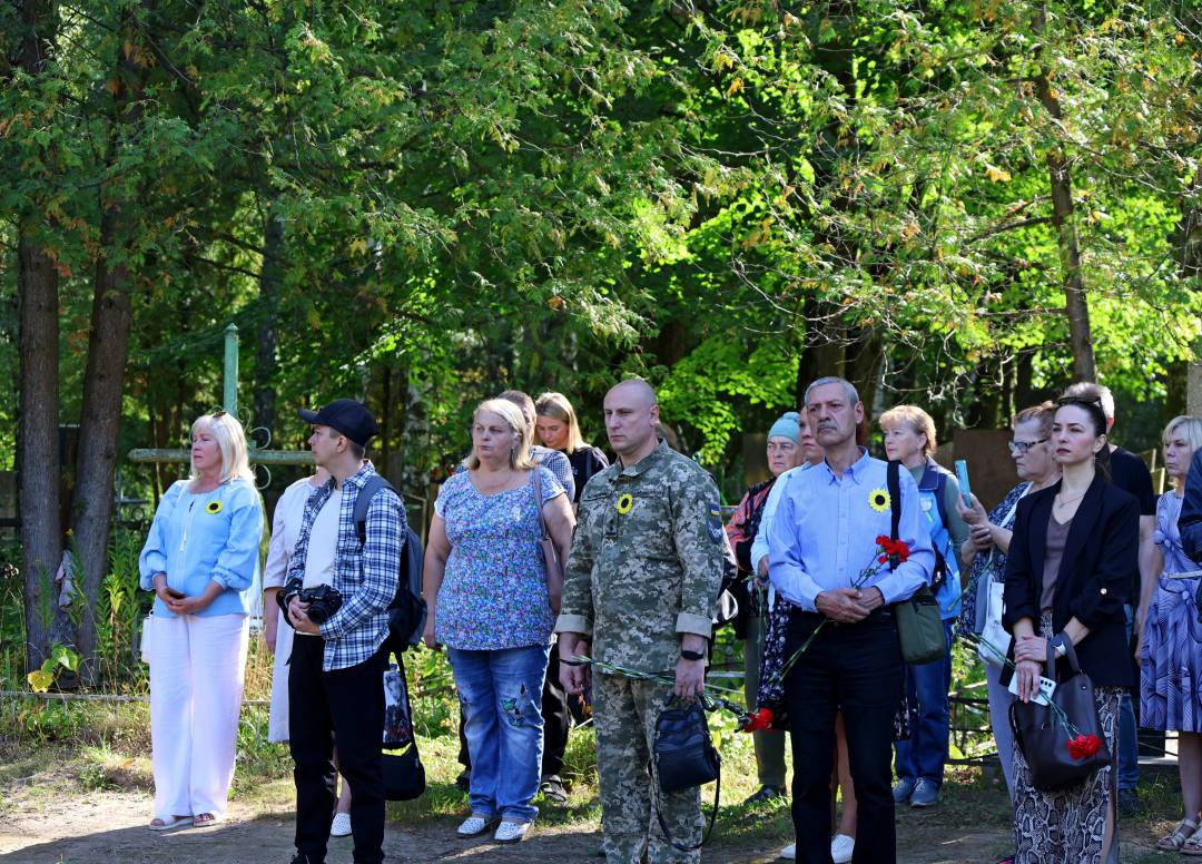 Чернігів віддав шану полеглим воїнам у День пам’яті захисників України