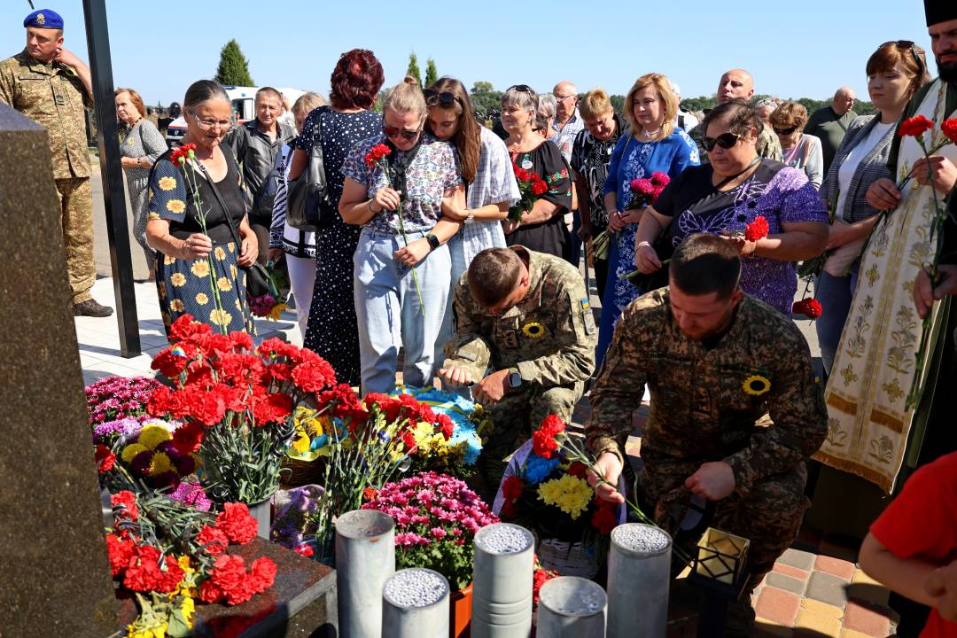 Чернігів віддав шану полеглим воїнам у День пам’яті захисників України