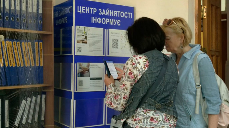За пів року на Чернігівщині були на обліку 10 тисяч безробітних, з них працевлаштували 2,5 тисячі: хто найзатребуваніший