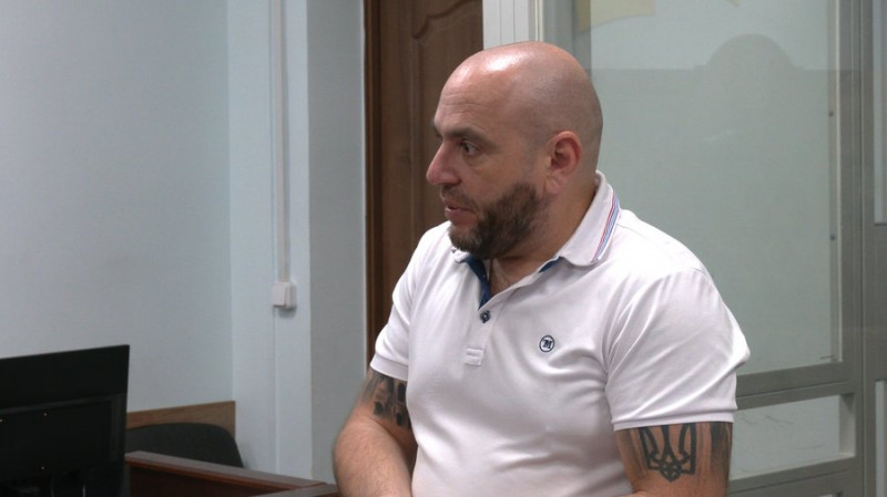 Не зміг стягнути 1 млн грн, проте скасували постанову: у Чернігові ветеран частково виграв суд у патрульних
