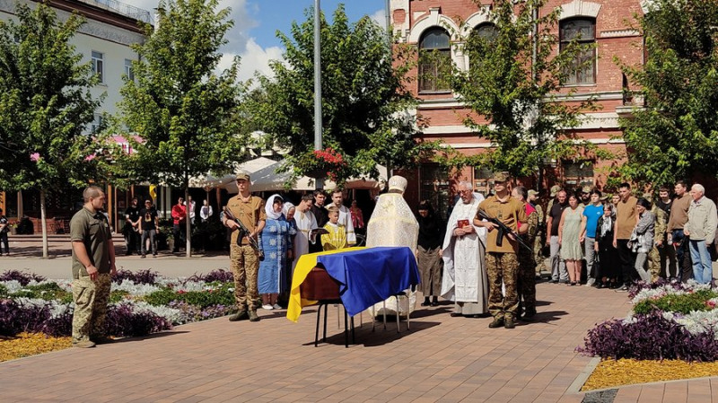 На Чернігівщині поховали військових Андрія Шевченка, Андрія Нестеренка та Олександра Безуса