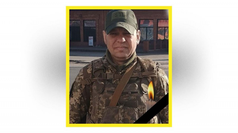 На Чернігівщині попрощалися з захисниками Олегом Гомоном, Станіславом Голубом, Ігорем Синицьким та Максимом Литвином