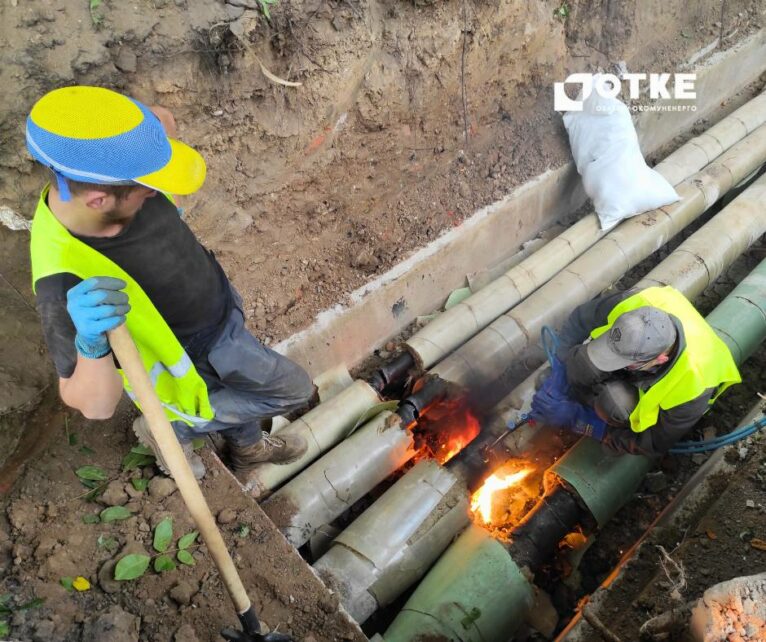 У Чернігові почали масштабну заміну тепломережі, що забезпечує теплом обласну лікарню (Фото)