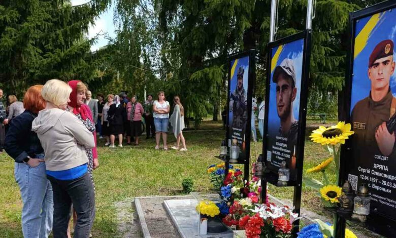 У громаді на Чернігівщині на Алеї Слави з’явився портрет ще одного полеглого воїна