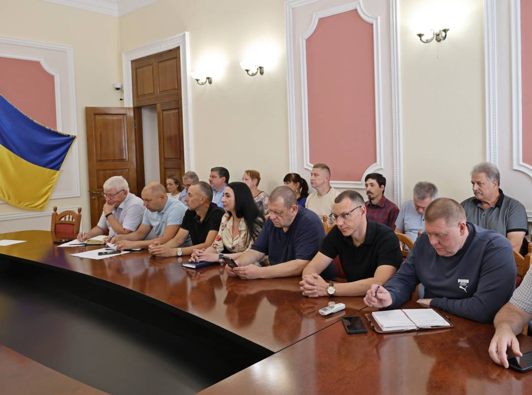 Віктор Геращенко закликав активніше реагувати на звернення чернігівців