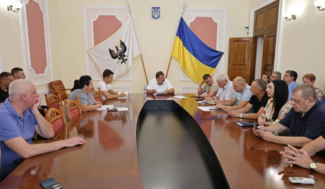 Віктор Геращенко закликав активніше реагувати на звернення чернігівців
