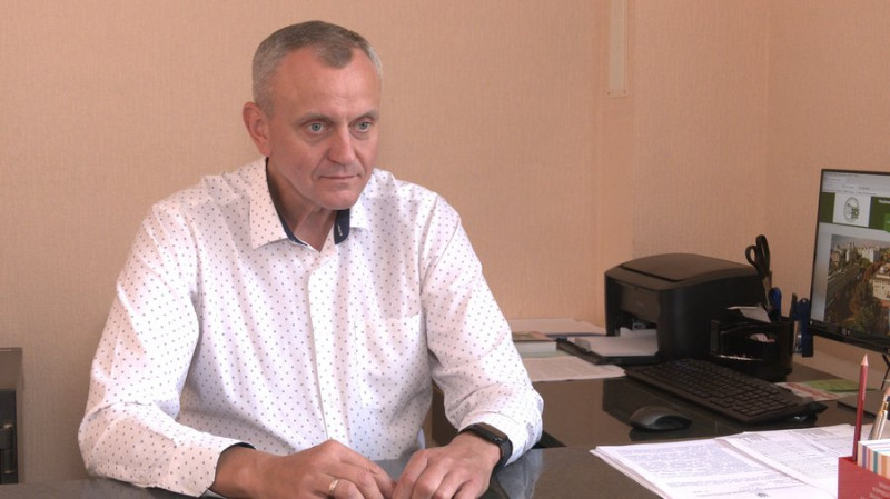Дозвіл на виїзд для чоловіків віком 18-22 роки: яка ситуація у Чернігові
