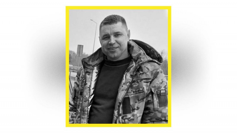 На Чернігівщині попрощалися з загиблими бійцями — Миколою Ященком, Василем Литвином та Юрієм Мельником