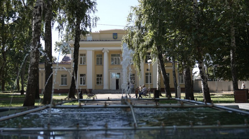 У Бахмачі на Чернігівщині ліквідували будинок дитячої та юнацької творчості