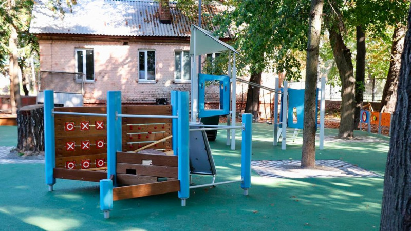 Завдяки латвійцям у Чернігові оновили педіатричне відділення райлікарні та планують ще ремонти у медзакладах