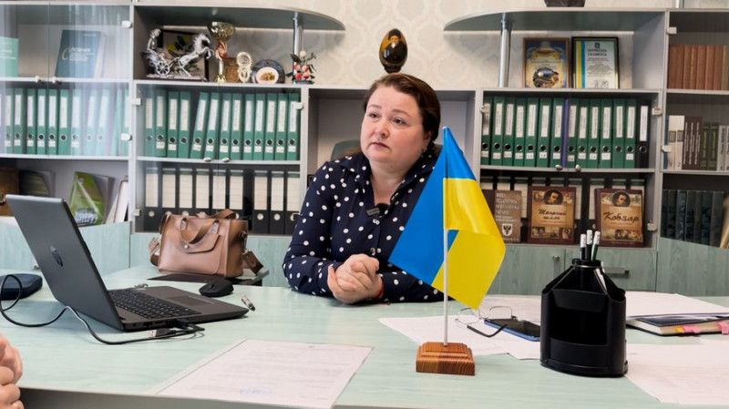 У Прилуцькому гуманітарно-педагогічному фаховому коледжі нова очільниця: чому частина колективу та студенти проти