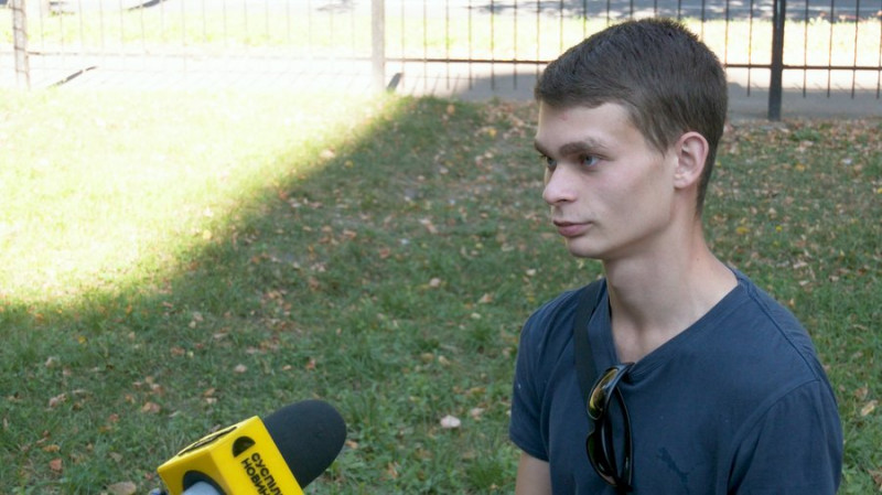 Дозвіл на виїзд для чоловіків віком 18-22 роки: яка ситуація у Чернігові