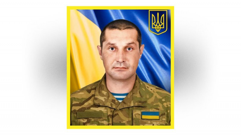 На Чернігівщині попрощалися з Євгенієм Костюченком, Анатолієм Кузьменком та Артемом Лебедем, які загинули на фронті