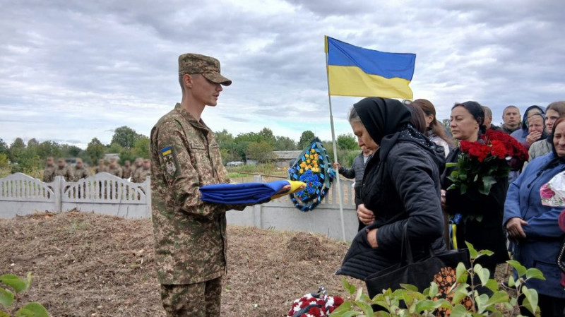 На Чернігівщині попрощалися з бійцями Андрієм Номерчуком, Сергієм Мирним та Олексієм Міщенком