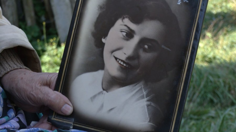 "Якби мене забрали від землі – я б померла": як живуть 9 останніх людей у селі Киселівка на прикордонні Чернігівщини