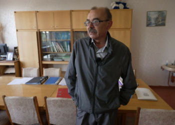 "Це просто якийсь хаос, а не навчання": у Чернігові батьки переводять дітей туди, де є можливість навчатись в тривогу «Це просто якийсь хаос, а не навчання»: у Чернігові батьки переводять дітей туди, де є можливість навчатись в тривогу