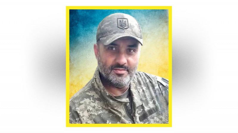 На Чернігівщині попрощалися з бійцями Олексієм Лисенком та Романом Мицу