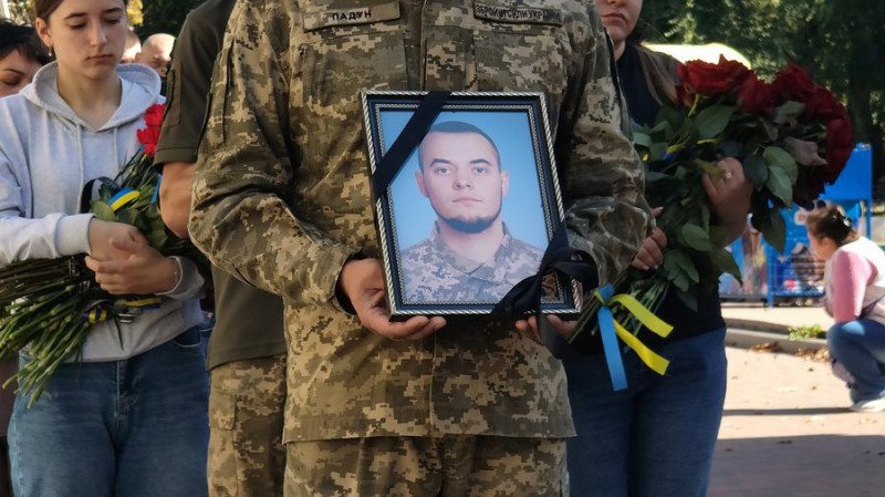 Захисників Андрія Чауса, Василя Медовника та Василя Дьолога поховали 21 вересня на Чернігівщині