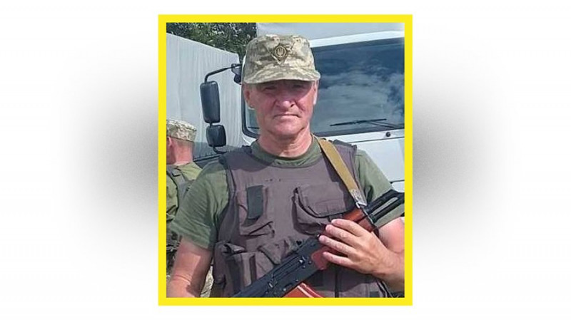 На Чернігівщині попрощалися з Віталієм Бобровим, Володимиром Горбатком та Сергієм Ванцаком, які загинули на фронті