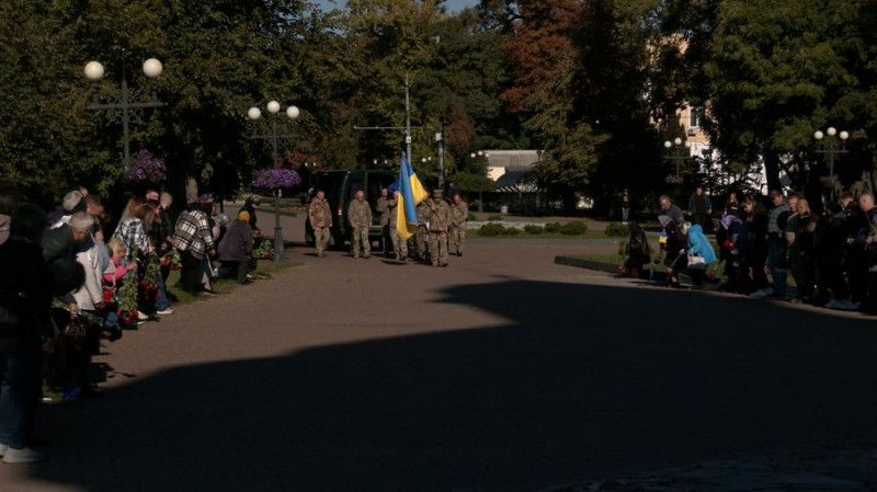На Чернігівщині попрощалися з військовими ЗСУ Миколою Пашком, Єгором Зубчиком та Павлом Комашинським