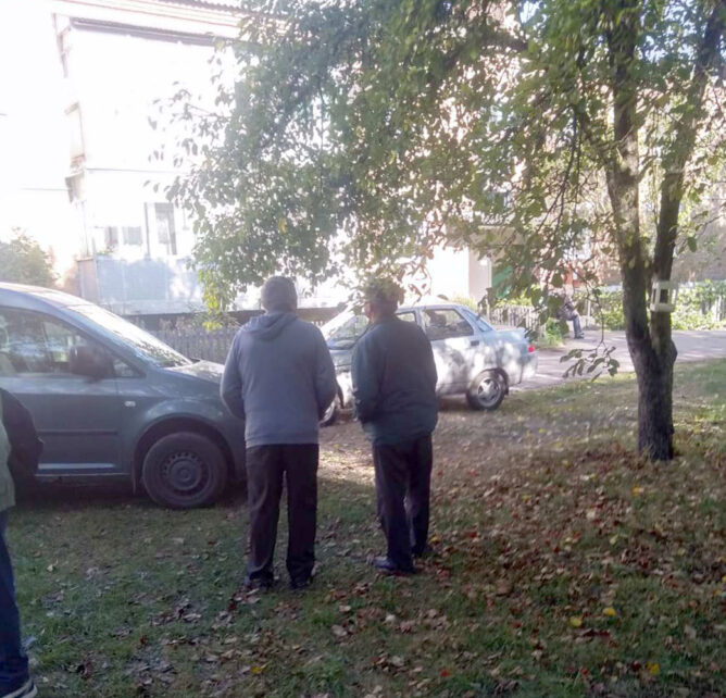 На Чернігівщині показали наслідки влучання безпілотника в багатоквартирний будинок (Фото)