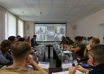 Реінтеграція та працевлаштування ветеранів: як на Новгород-Сіверщині втілюють політику героїв Реінтеграція та працевлаштування ветеранів: як на Новгород-Сіверщині втілюють політику героїв