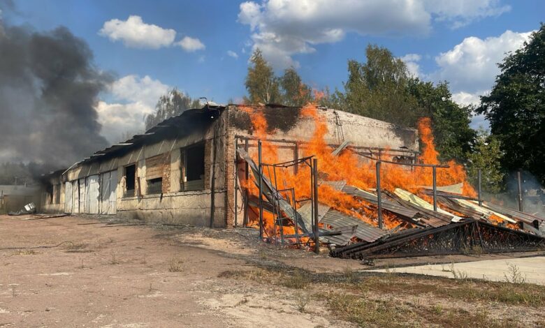 Росіяни обстріляли «Градами» Семенівку: поранено чоловіка (Фото)