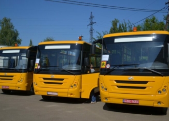 Три громади Чернігівщини отримали нові шкільні автобуси (Фото) Три громади Чернігівщини отримали нові шкільні автобуси (Фото)