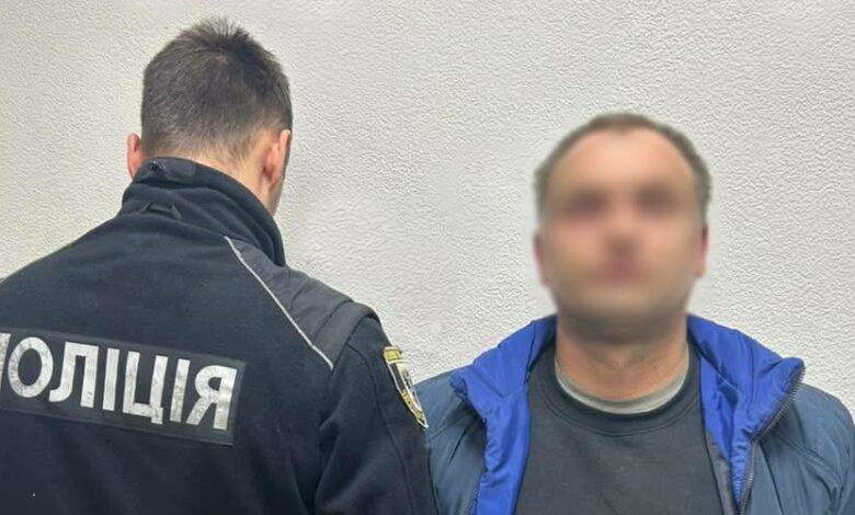 У Чернігові чоловік ледь не зарізав свого сусіда
