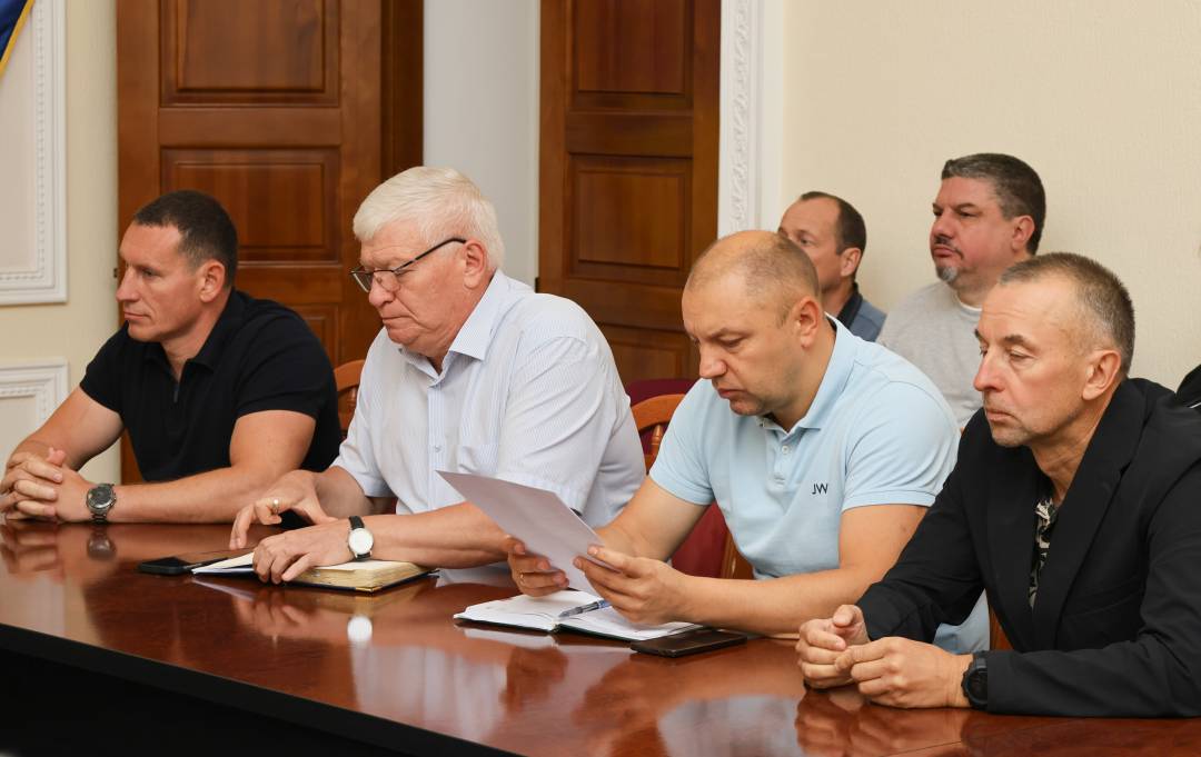 Загальноміська нарада: акцент на підготовці Чернігова до опалювального сезону 2025/2026 років