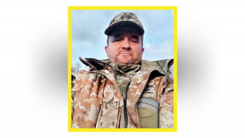 На Чернігівщині попрощались із захисниками Сергієм Остапенком та Іваном Войтком