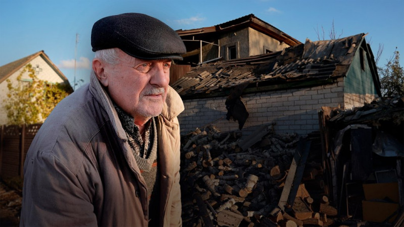 31-річного чоловіка, пораненого внаслідок російської атаки на Чернігів 27 жовтня, прооперували у Києві