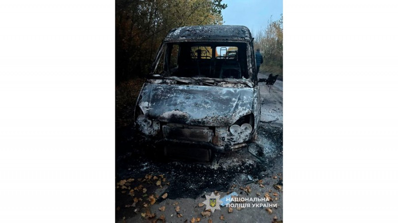 Один з чотирьох енергетиків, яких шпиталізували після атаки дронами РФ автівок АТ "Чернігівобленерго", помер