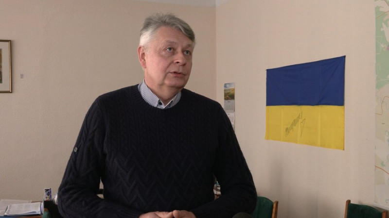 У Чернігові тричі за дві доби РФ цілила по центру міста: яких пошкоджень зазнали будинки навколо і що кажуть їх мешканці