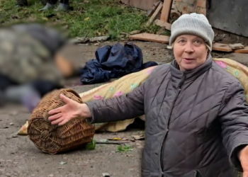 "Я до чоловіка доторкнулася, ще був пульс": очевидці про поранених і загиблих унаслідок атаки РФ на Новгород-Сіверський «Я до чоловіка доторкнулася, ще був пульс»: очевидці про поранених і загиблих унаслідок атаки РФ на Новгород-Сіверський