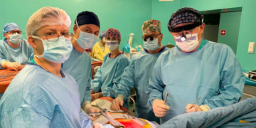 31-річного чоловіка, пораненого внаслідок російської атаки на Чернігів 27 жовтня, прооперували у Києві