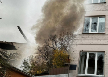 Внаслідок масованого удару "шахедами" по Новгороду-Сіверському є загиблі та поранені Внаслідок масованого удару «шахедами» по Новгороду-Сіверському є загиблі та поранені