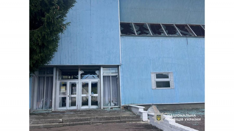 Росіяни "шахедами" атакували центр міста Новгород-Сіверський на Чернігівщині: пошкоджені будинки