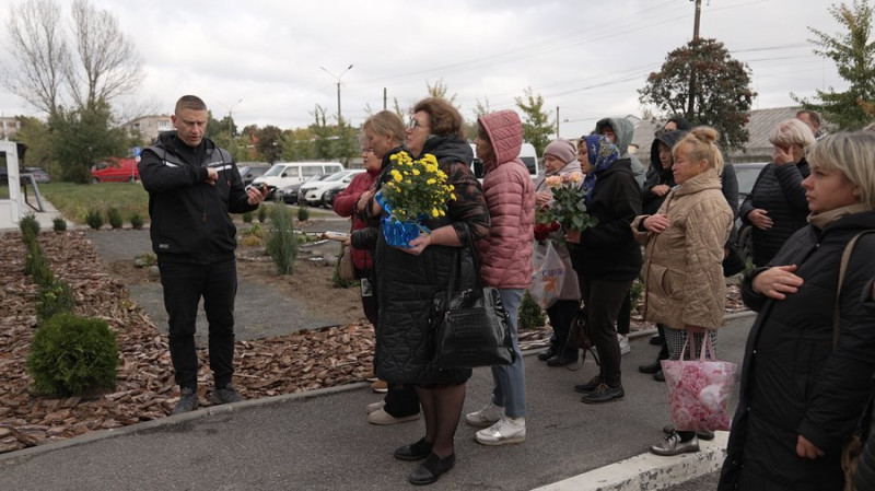 У Чернігові відкрили меморіальну дошку на честь полеглого військовослужбовця Сергія Печеного