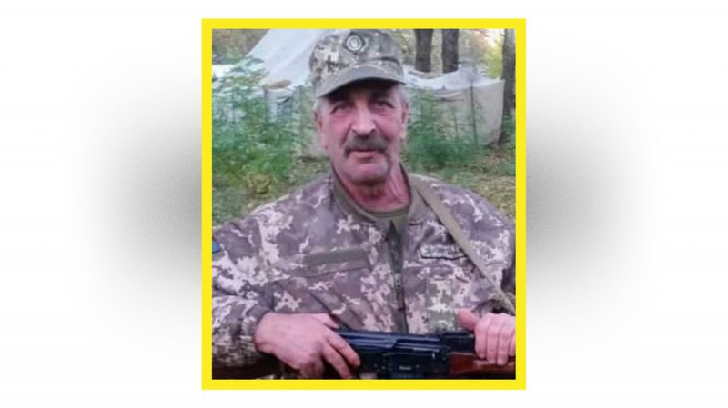 На Чернігівщині попрощались із загиблими захисниками Анатолієм Степаненком, Сергієм Костюченком та Русланом Гуцулом