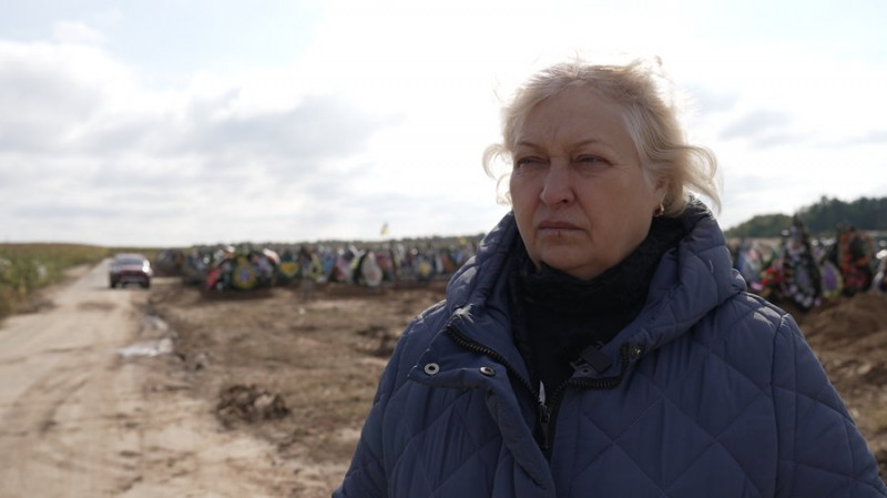 Дружина чула, як він горів у фурі: у Чернігові попрощалися з чоловіком, який загинув після удару російської ракети